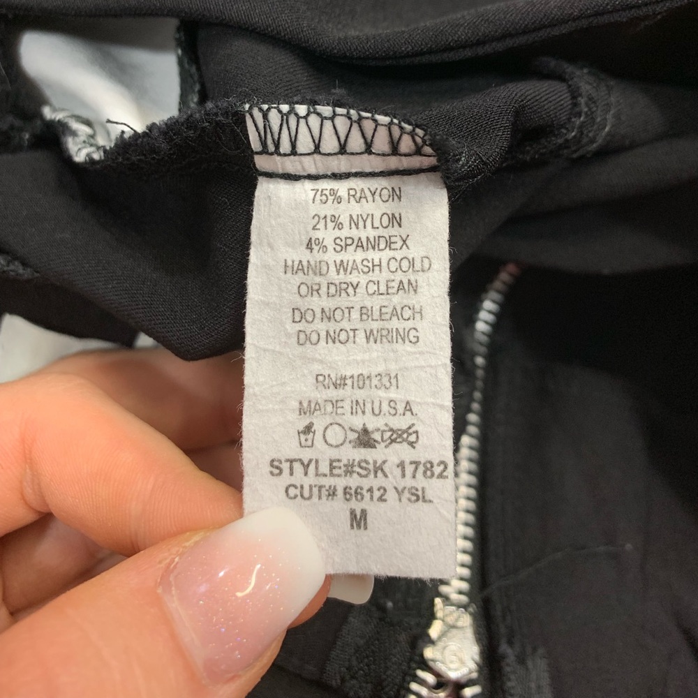 CHARLOTTE RUSSE Zebra Skirt - Picture 4 of 7